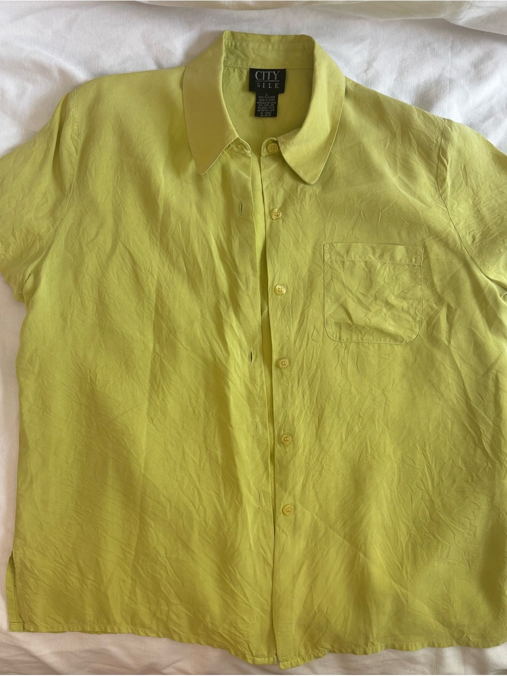 City Silk 100% Silk Chartreuse Button Down Shirt Large Short Sleeve Vintage Y2K